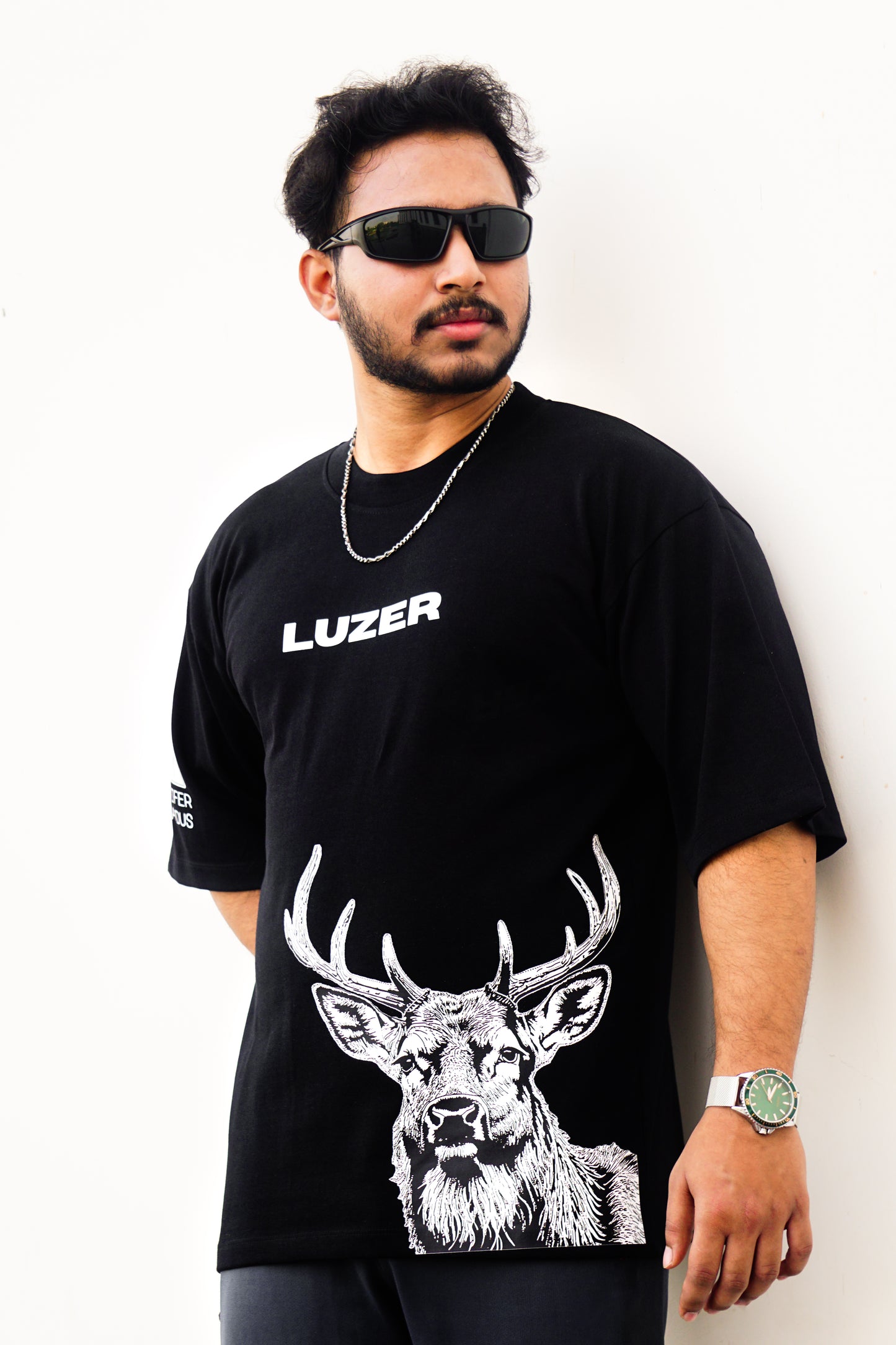 WILD STAG OVERSIZED T-SHIRT